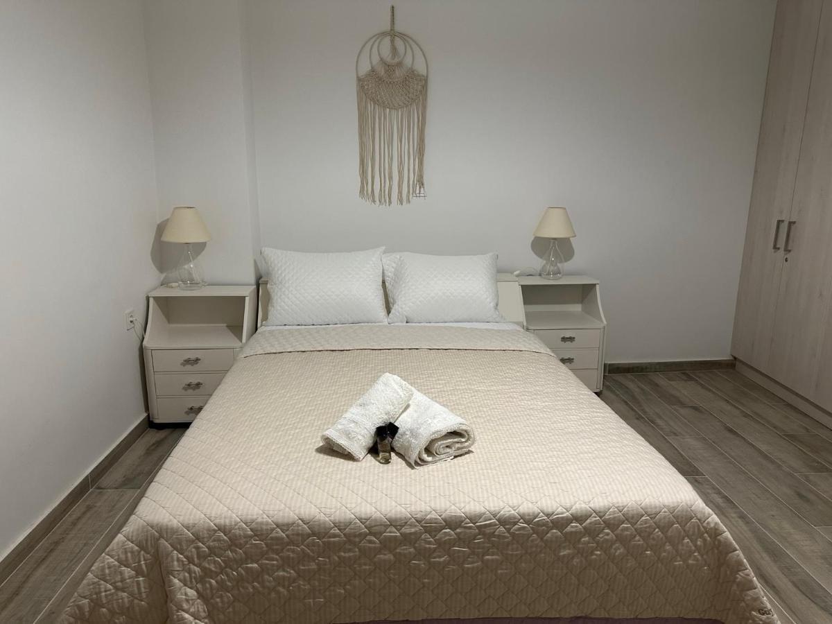 Piraiki Coastal Accommodation Pireusz Kültér fotó