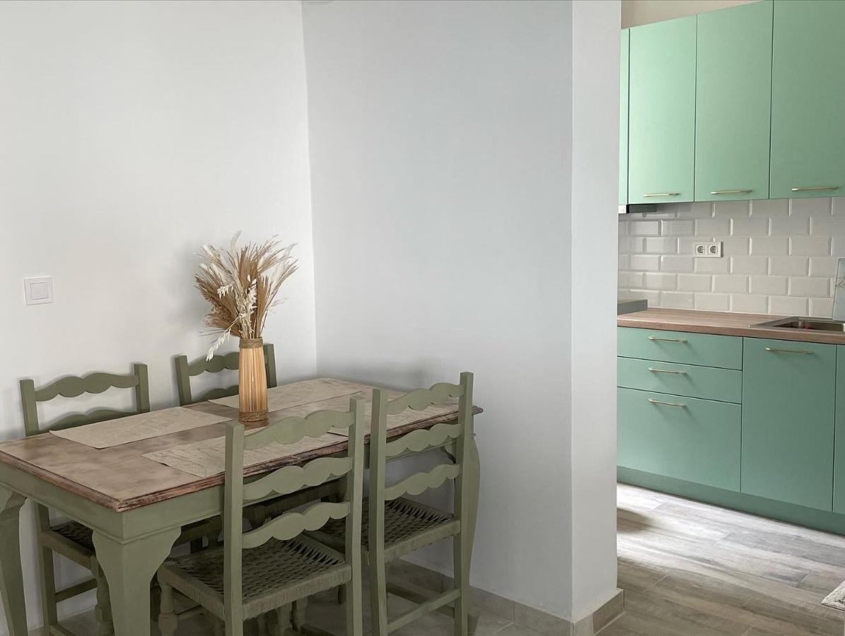 Piraiki Coastal Accommodation Pireusz Kültér fotó