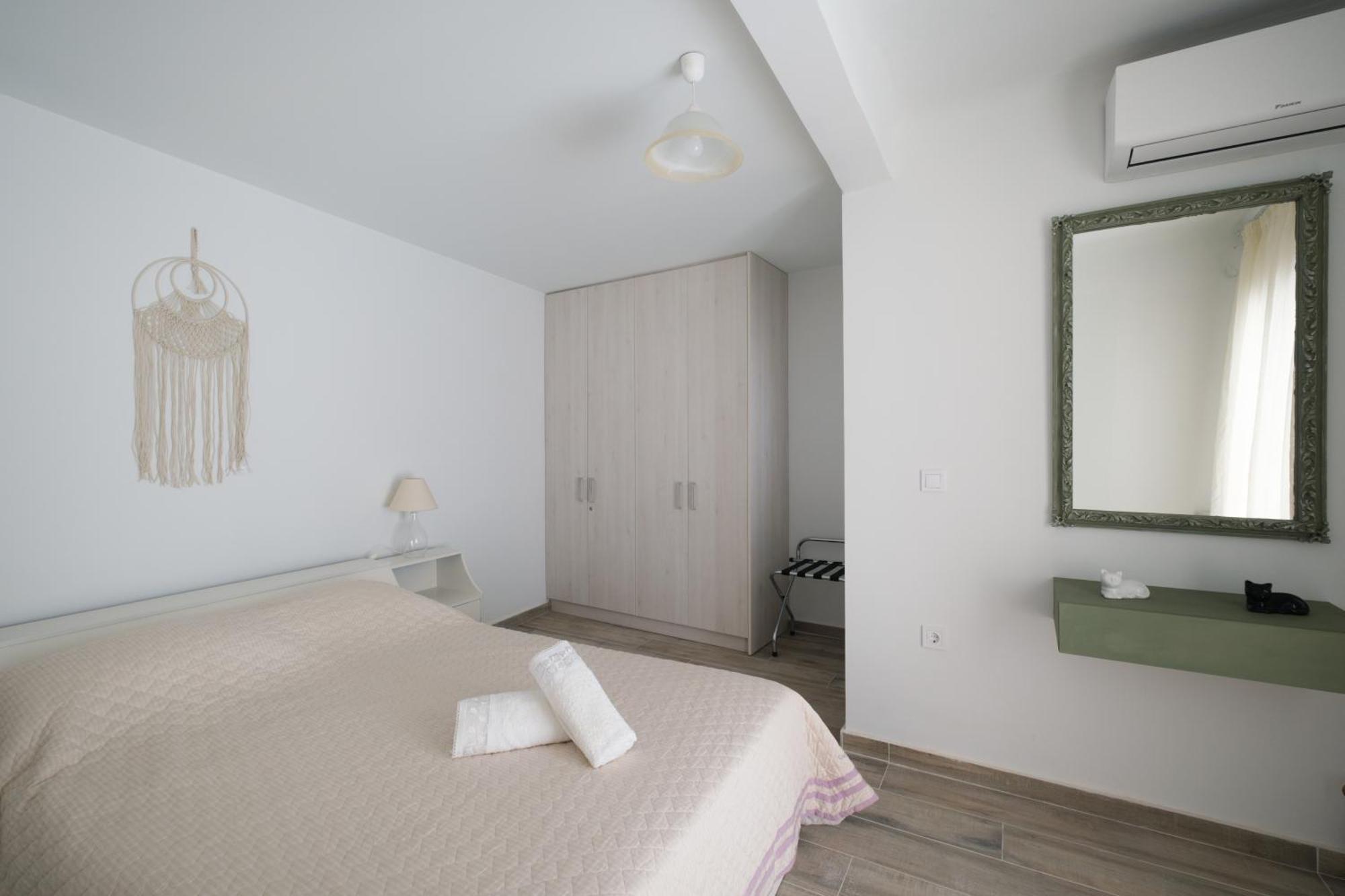 Piraiki Coastal Accommodation Pireusz Kültér fotó