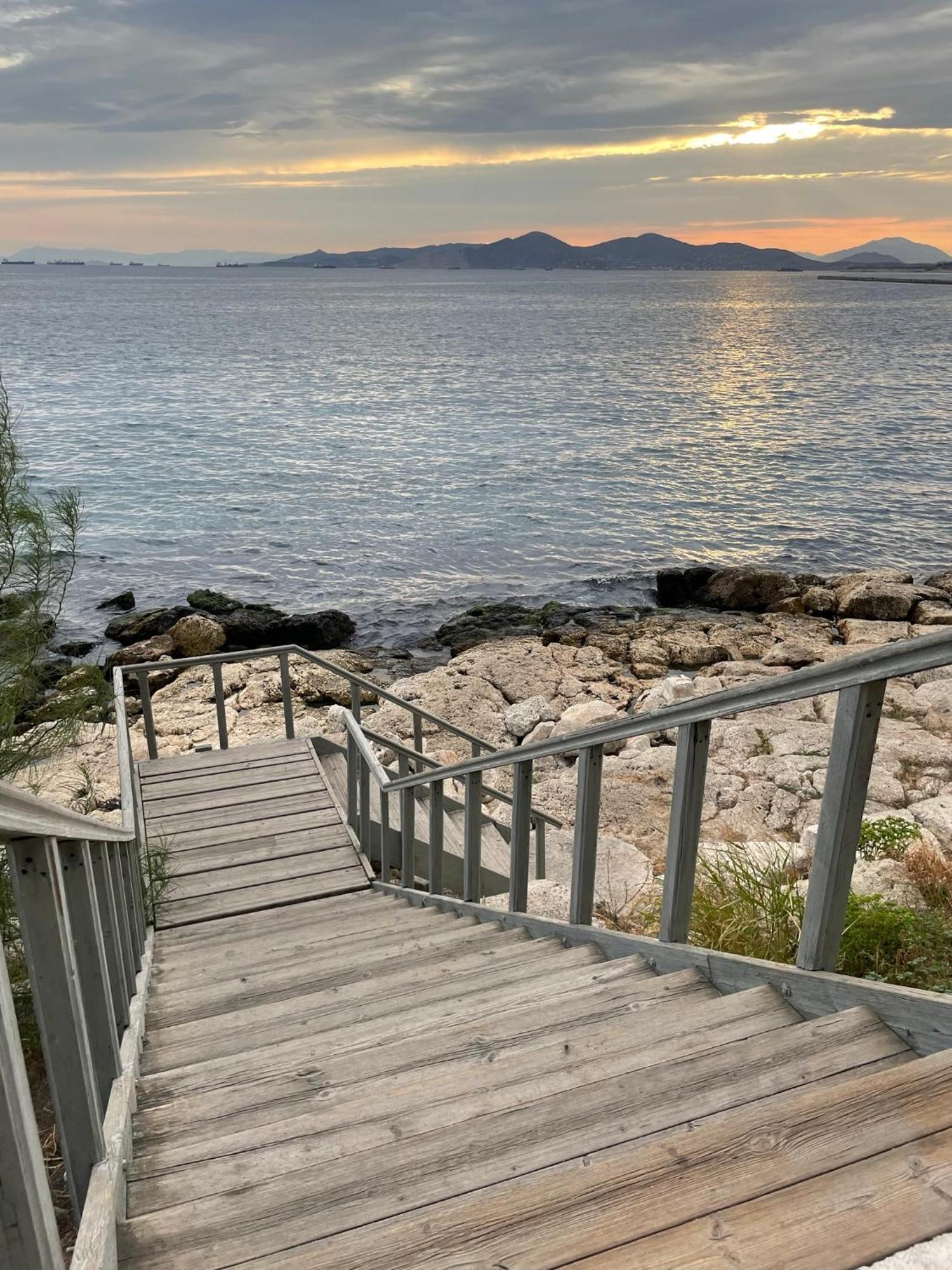 Piraiki Coastal Accommodation Pireusz Kültér fotó