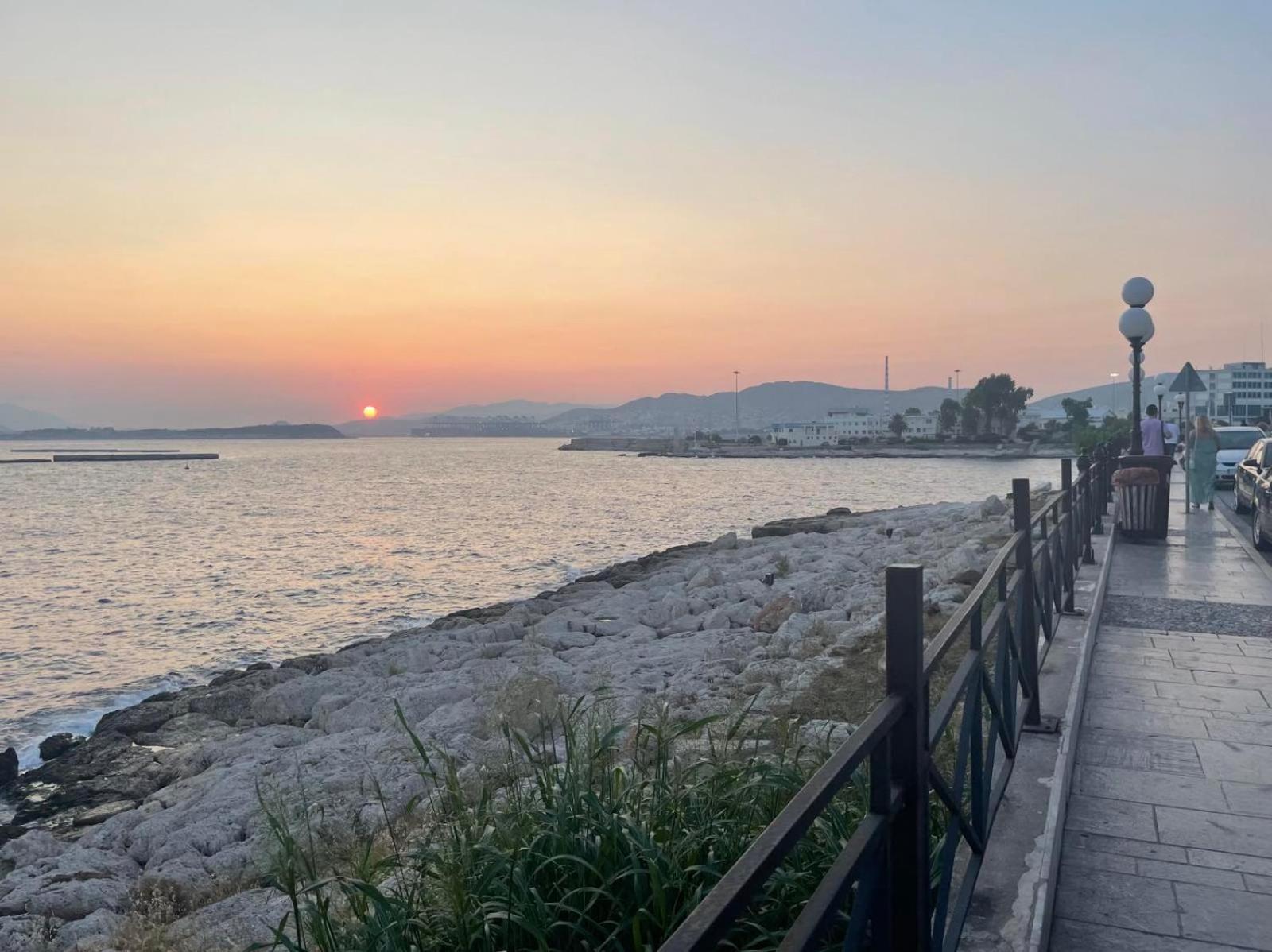 Piraiki Coastal Accommodation Pireusz Kültér fotó
