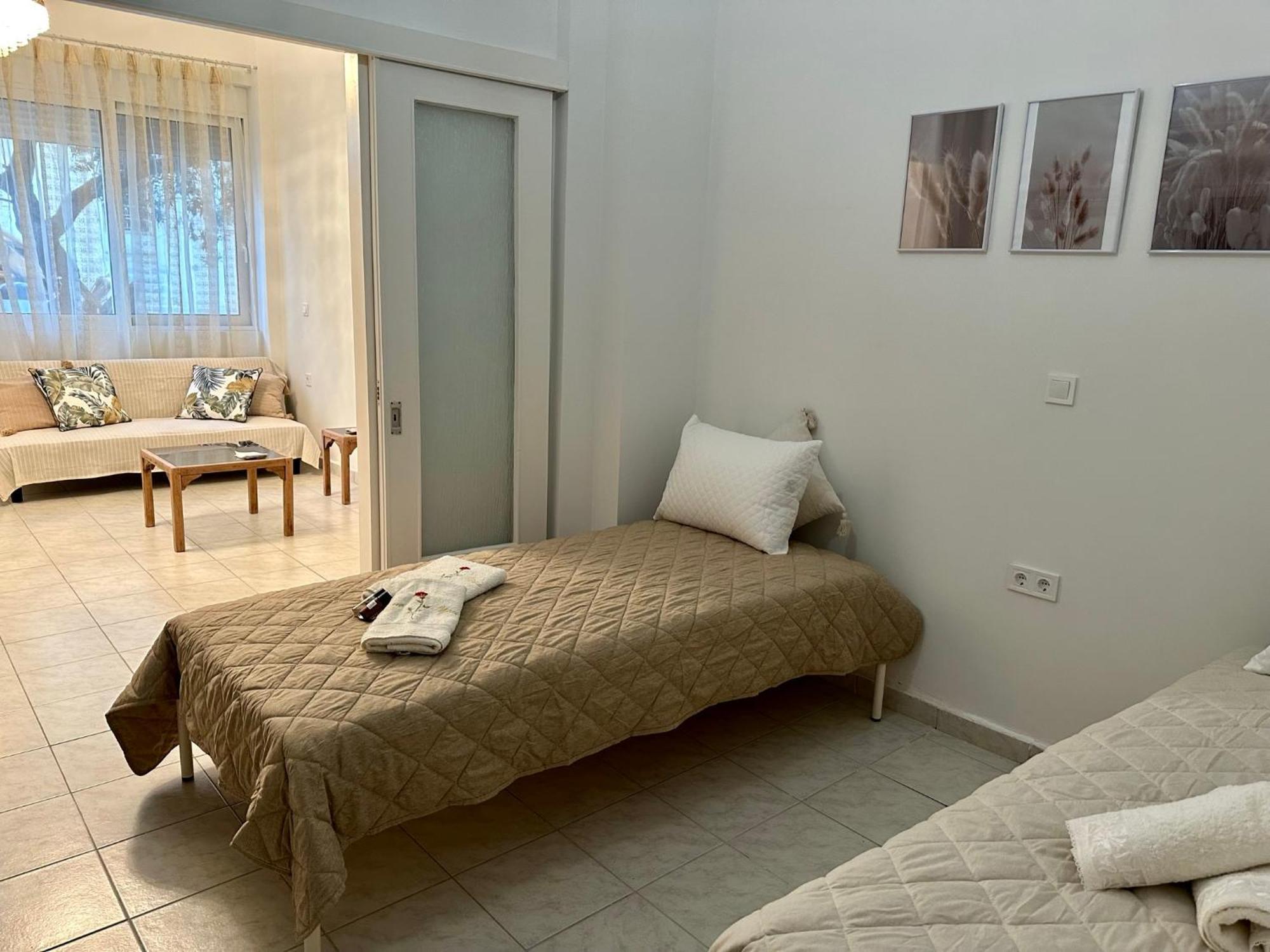 Piraiki Coastal Accommodation Pireusz Kültér fotó